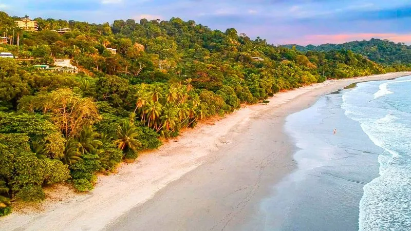 Enjoy Espadilla Beach in Quepos