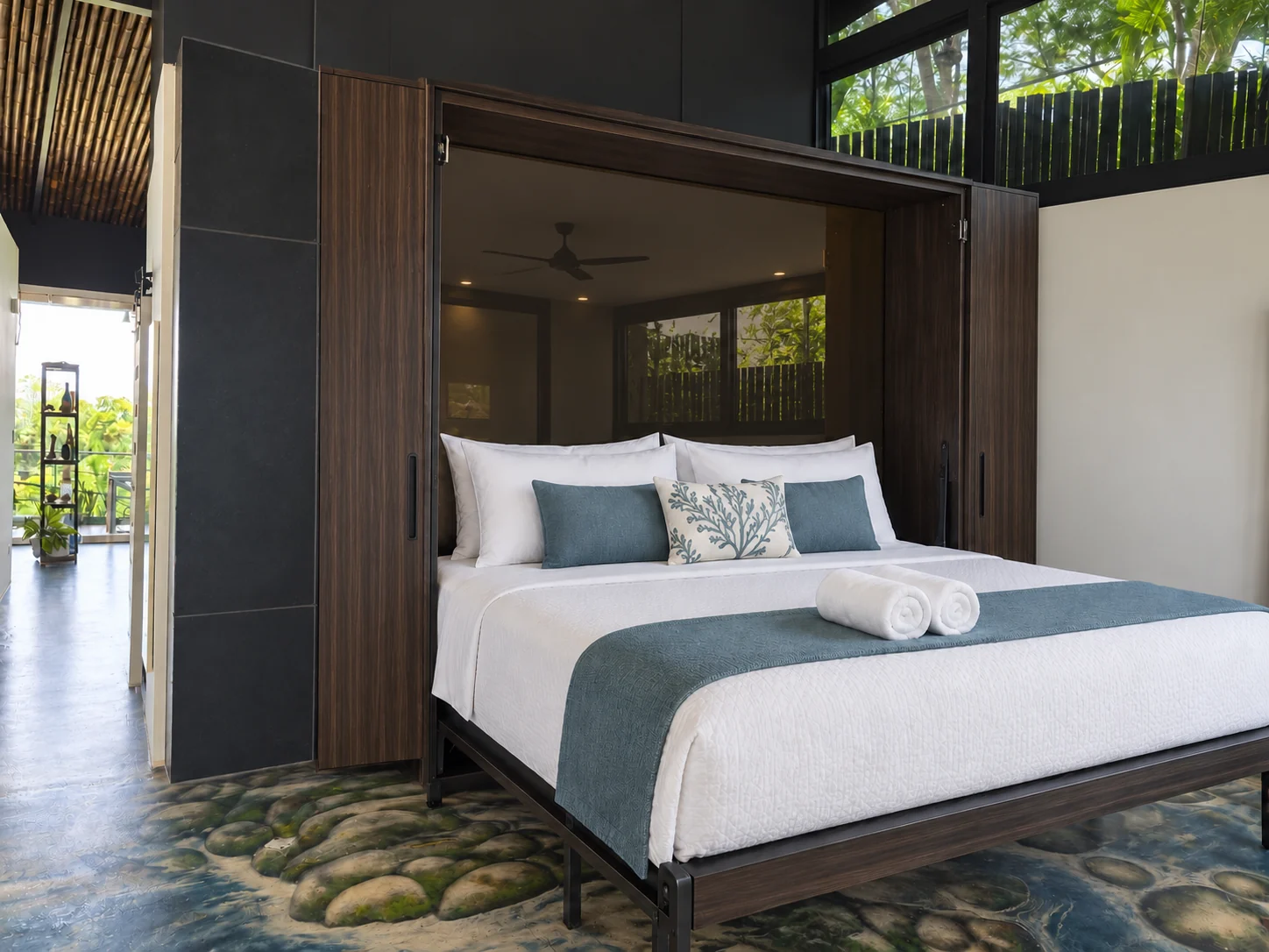 Rooftop Penthouse bedroom and panoramic Pacific view at Hotel VOS Manuel Antonio