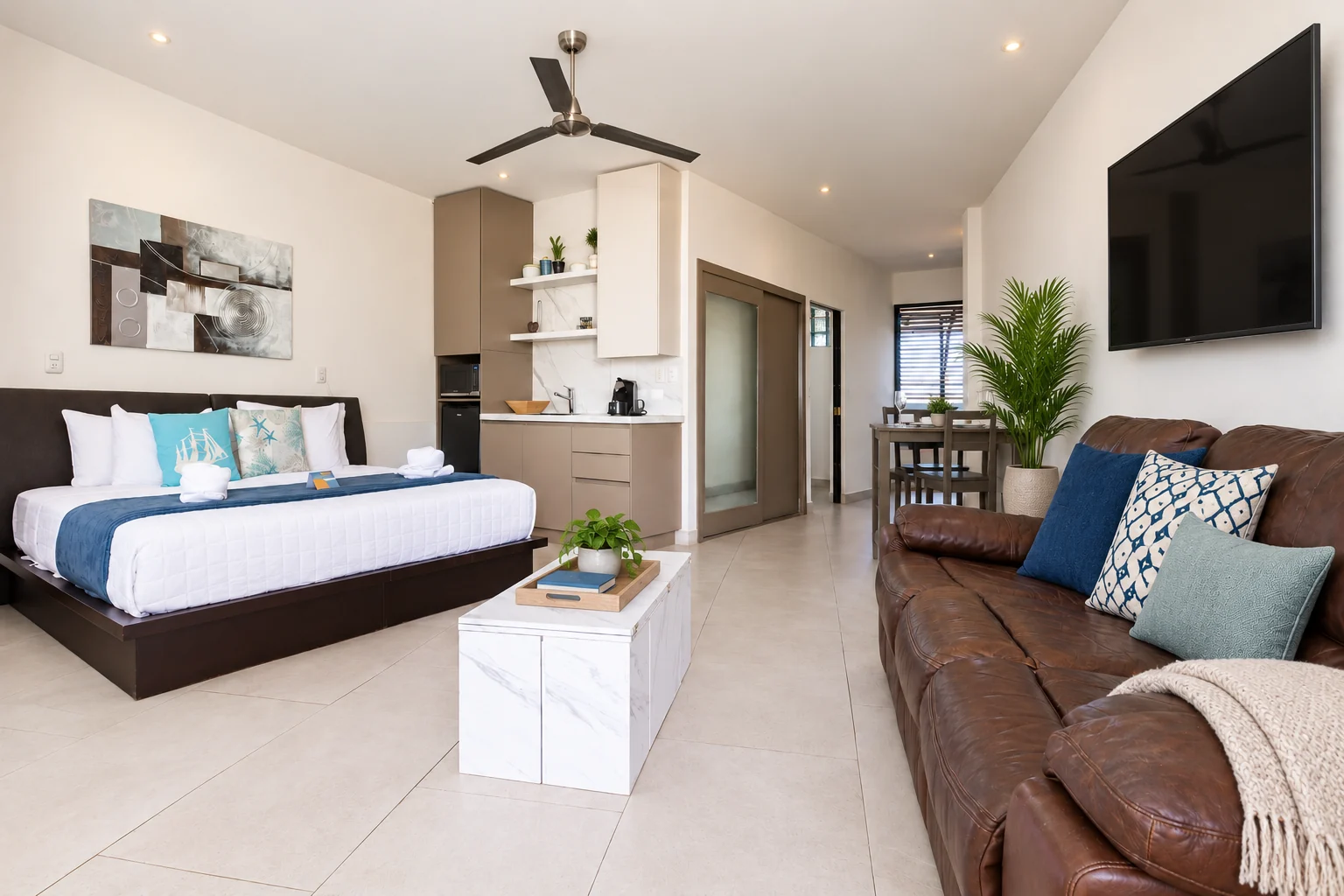 Suite 3 | Pool Ocean View at Hotel VOS in Manuel Antonio Costa Rica
