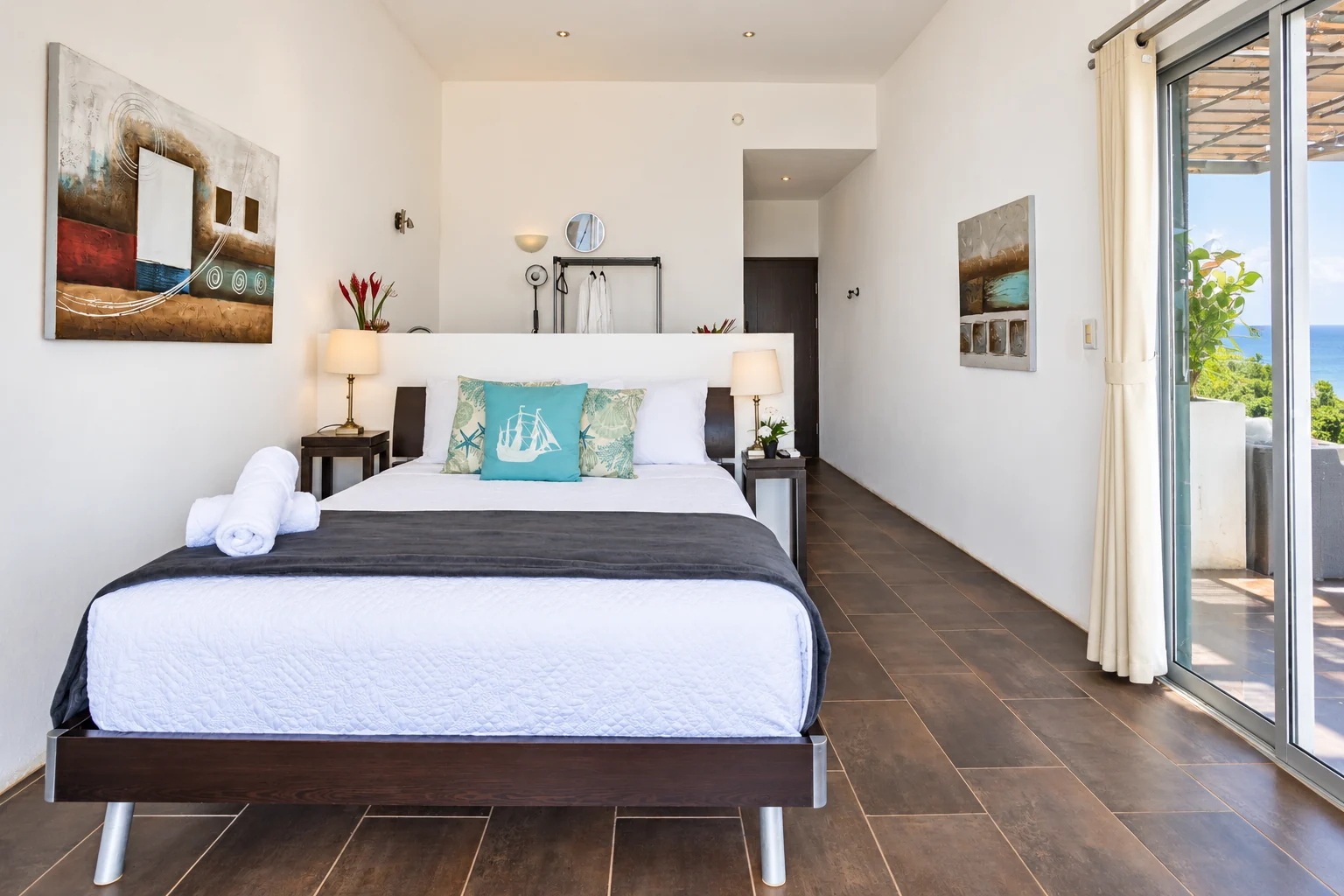 Suite 5 | Ocean and Mountain Views at Hotel VOS in Manuel Antonio Costa Rica