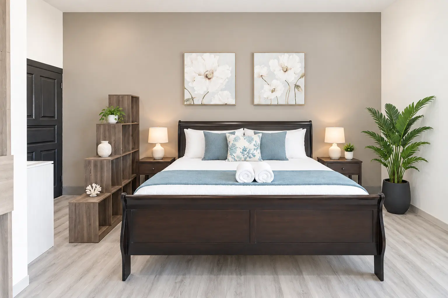 Bright interior of Suite 7 at Hotel VOS