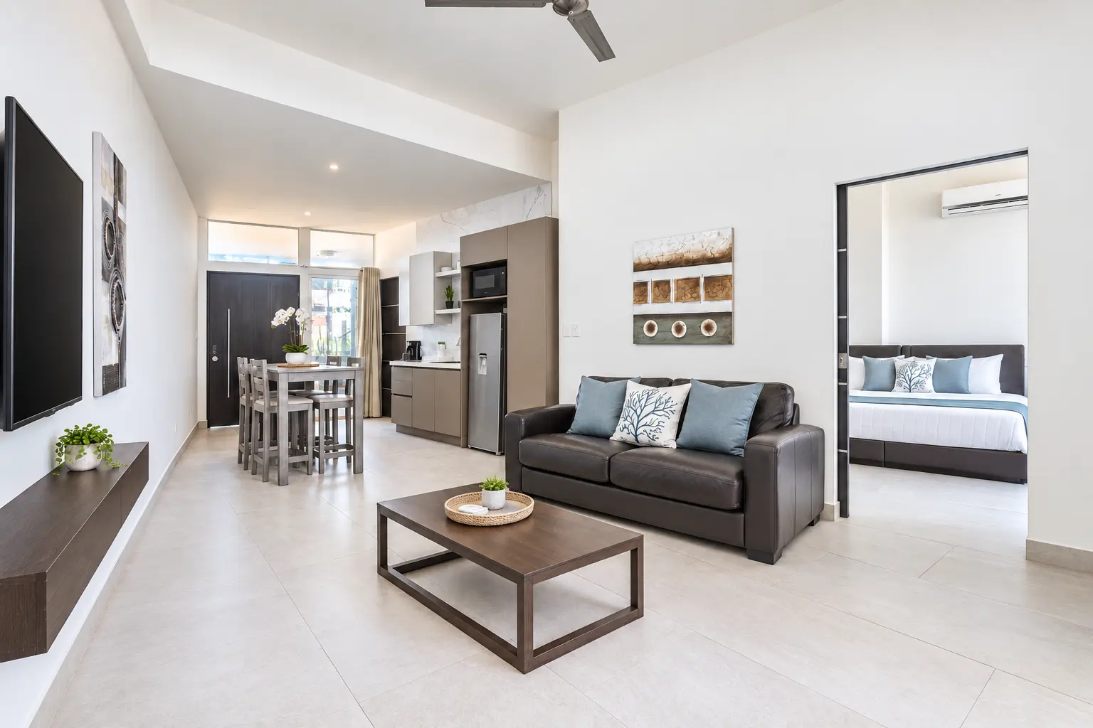 Suite 9 separate living area and bedroom at Hotel VOS